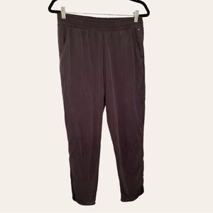 American Eagle Dark Grey Modal Capri Pants Medium